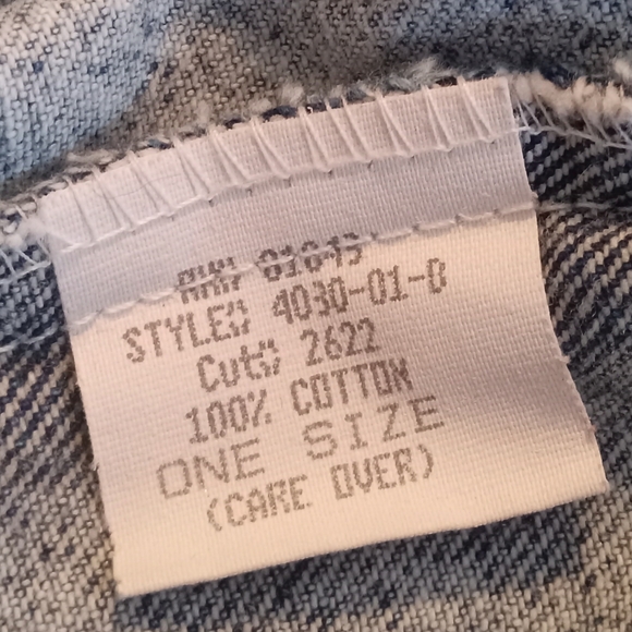 Rare Vintage Oversized Embellished Denim Jacket with Colorful Accents - Picture 9 of 10